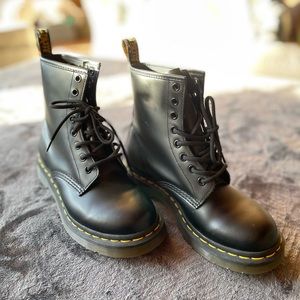 Dr Martens 1460 Boot, Smooth Leather